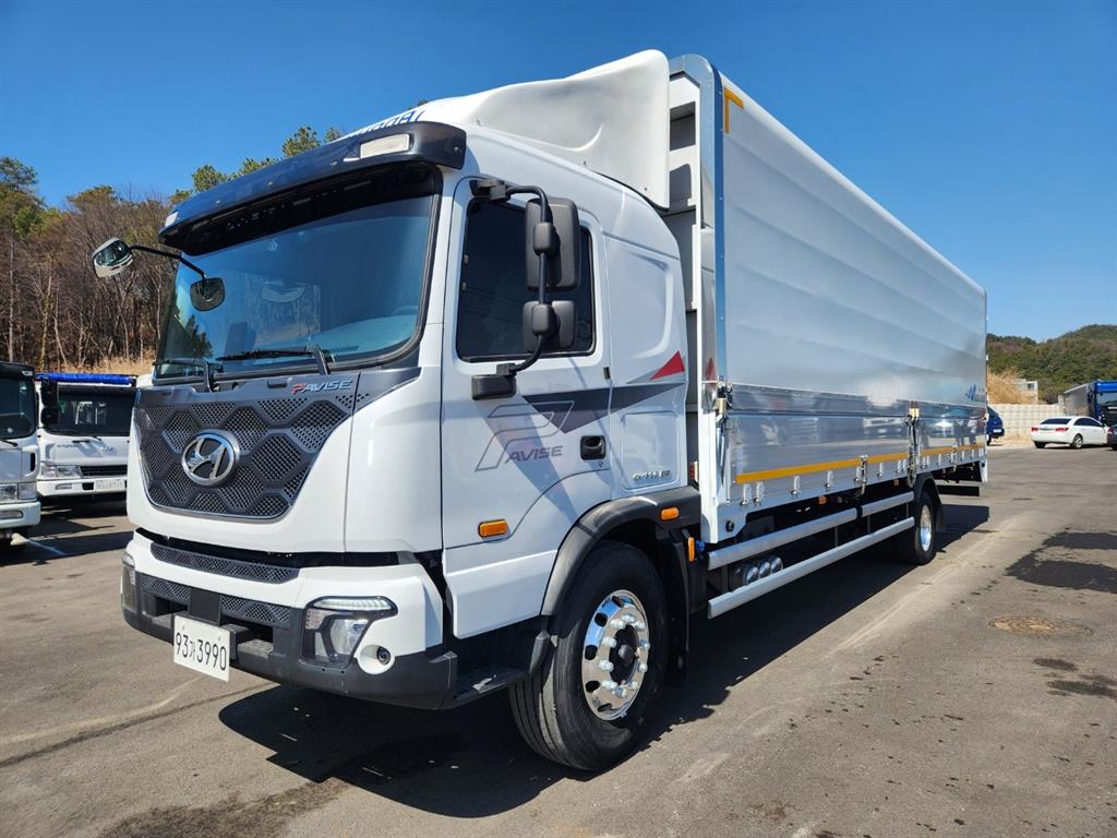 medium and large cargo truck - Vista 2