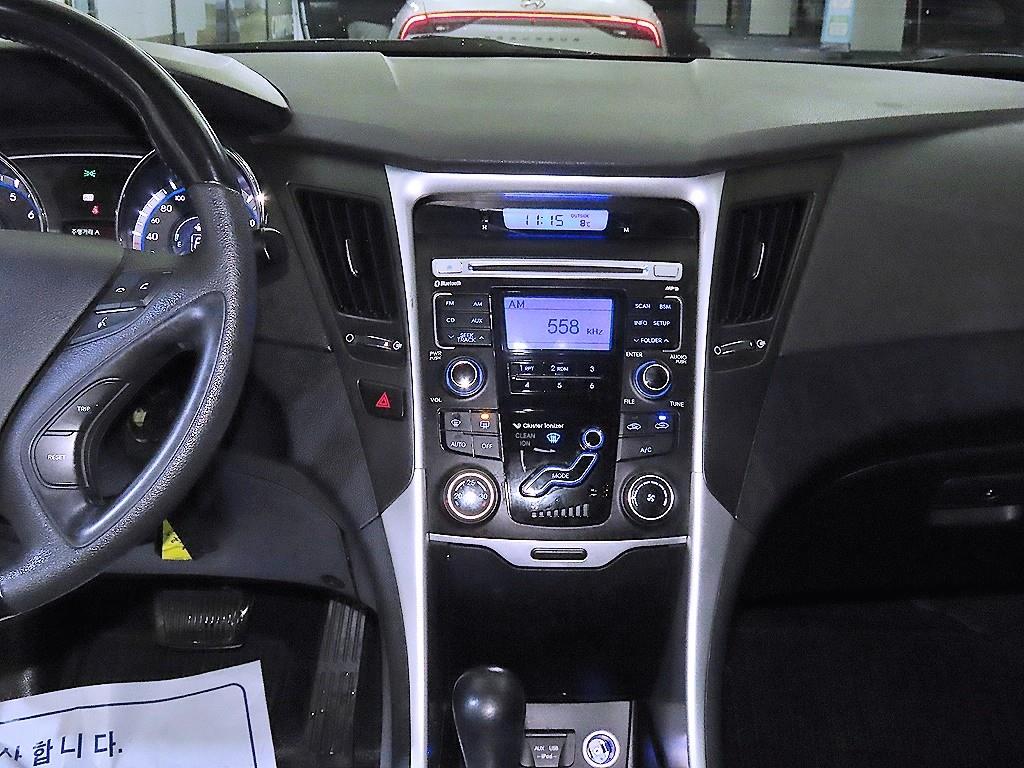 HYUNDAI Sonata - Vista 11