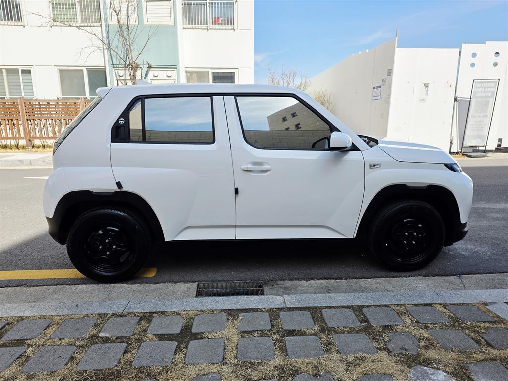 HYUNDAI Casper - Vista 4