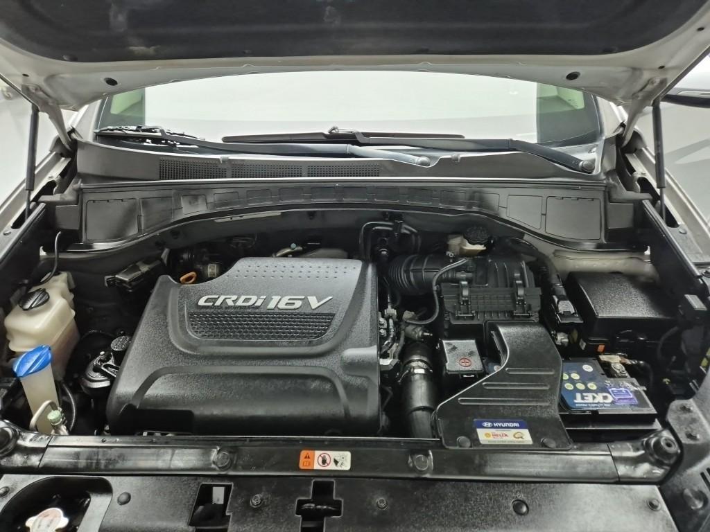 HYUNDAI Maxcruz - Vista 5