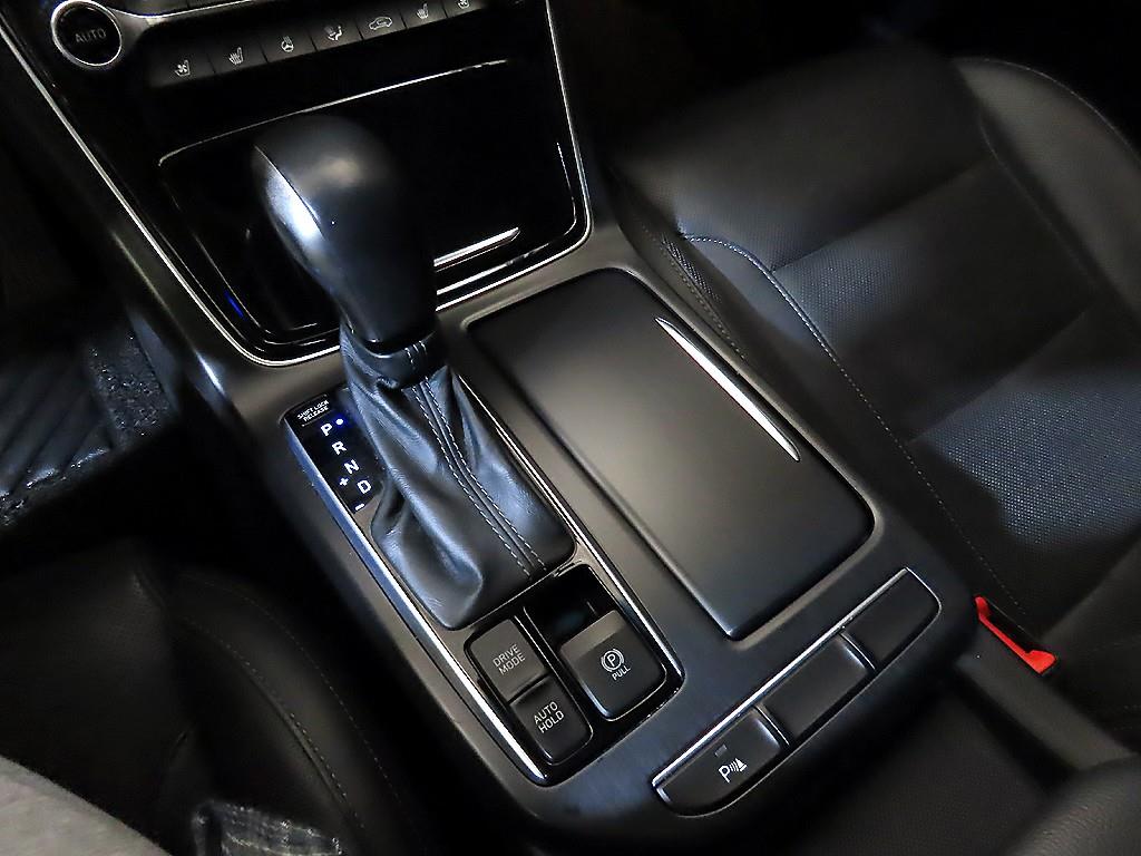 HYUNDAI Grandeur - Vista 12