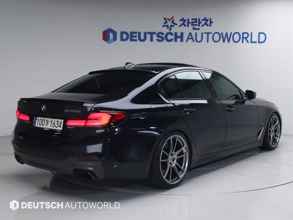 BMW 5 Series - Vista 2