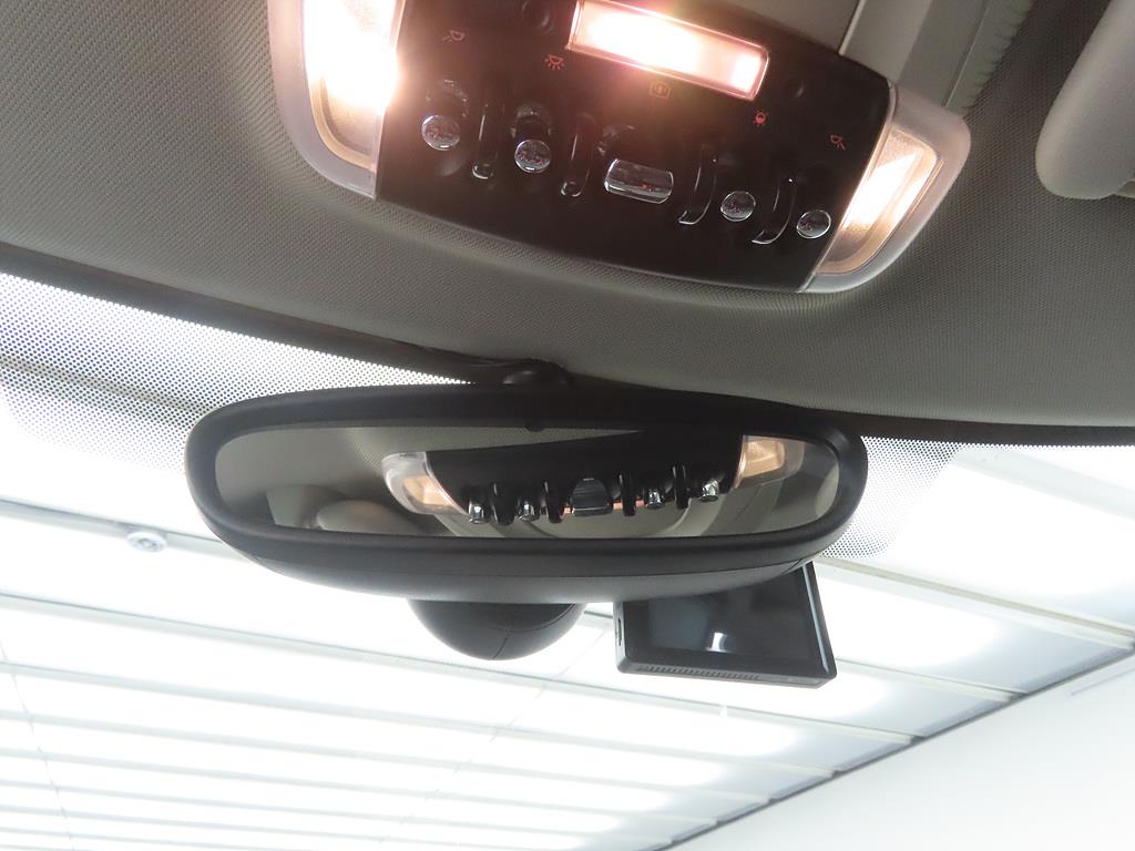 Mini Clubman - Vista 12