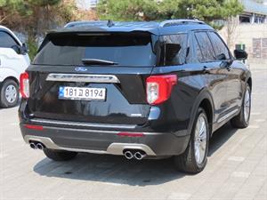Ford Explorer - Vista 6