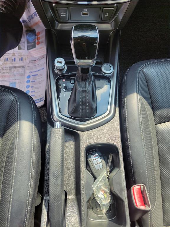 Ssangyong Tivoli - Vista 10