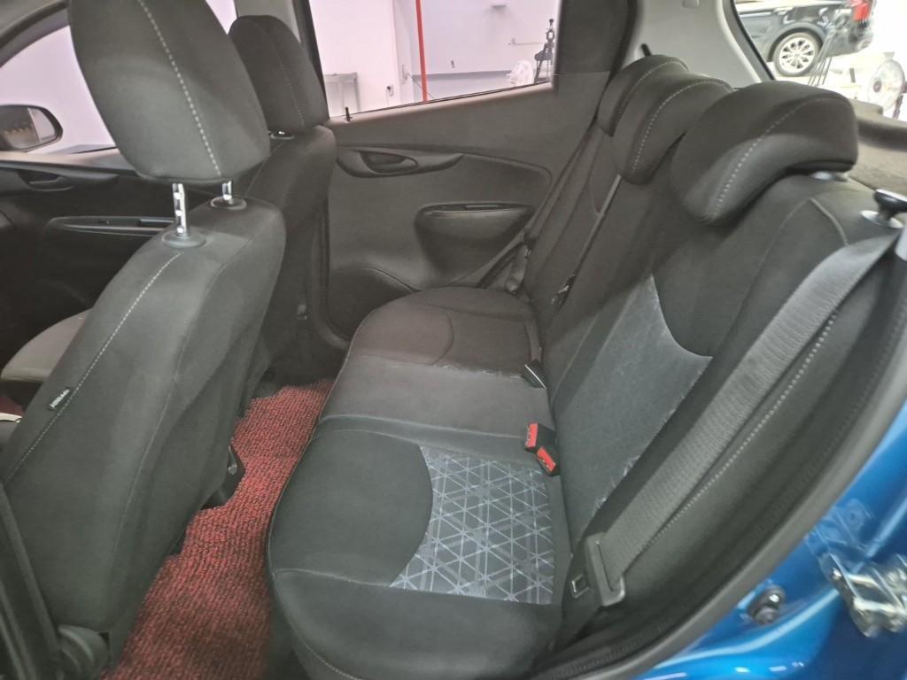 Chevrolet Spark - Vista 12