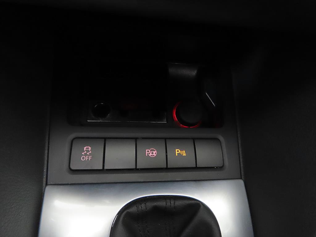 Volkswagen Golf 2013 Plateado - Importación desde Corea - HF Imports Iquique - Foto 18