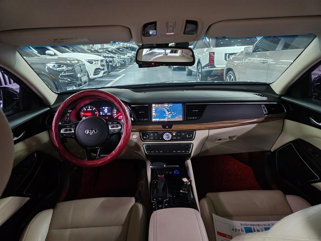 KIA K7 - Vista 7