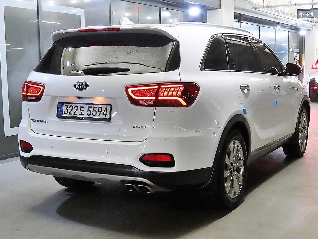 KIA Sorento - Vista 4