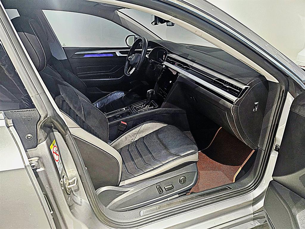 Volkswagen Arteon 2023 Plateado - Importación desde Corea - HF Imports Iquique - Foto 18