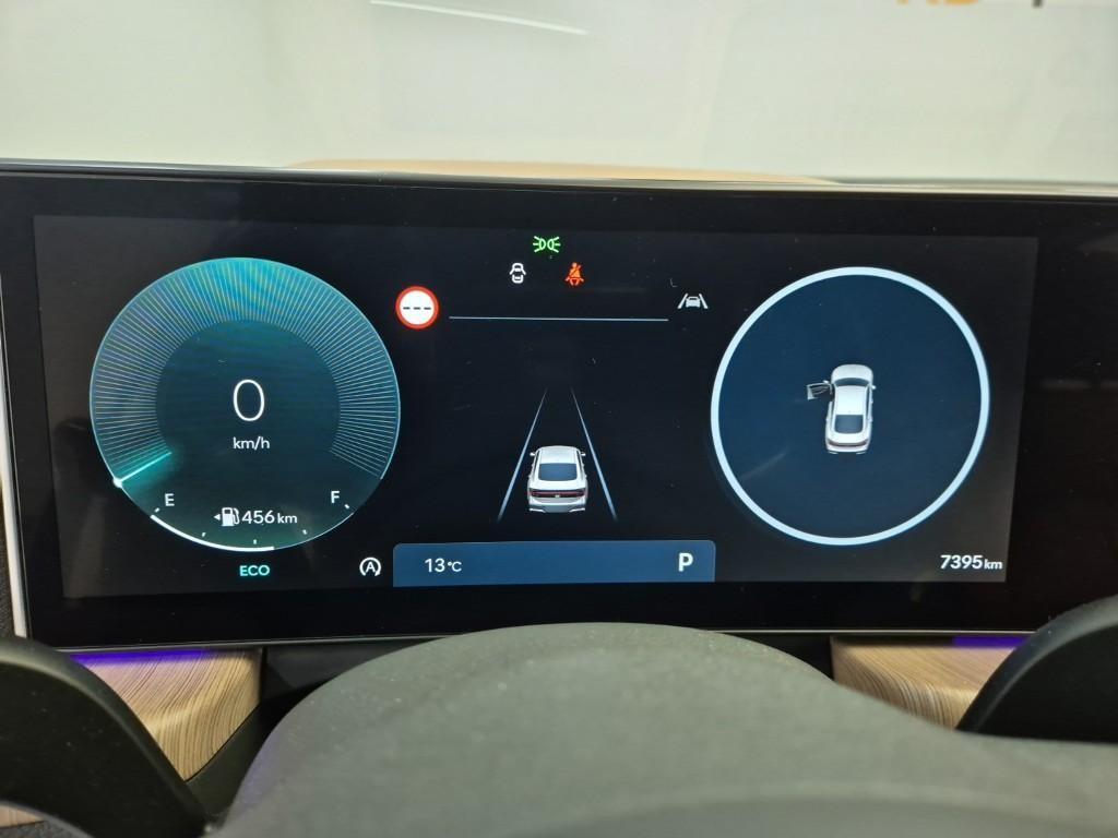 HYUNDAI Sonata - Vista 6