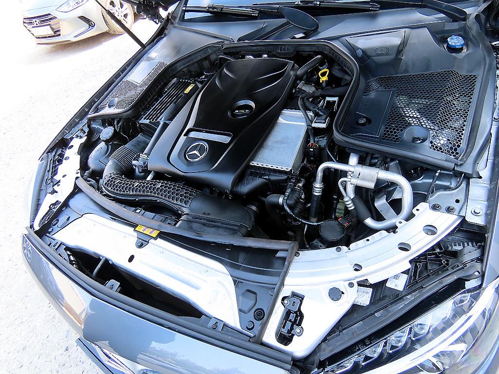 Mercedes Benz C Class 2016 Gris - Importación desde Corea - HF Imports Iquique - Foto 19