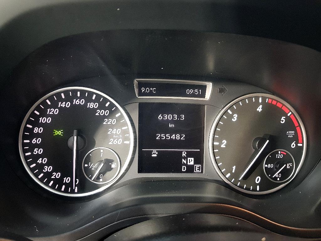 Mercedes Benz B Class (MY B) - Vista 7