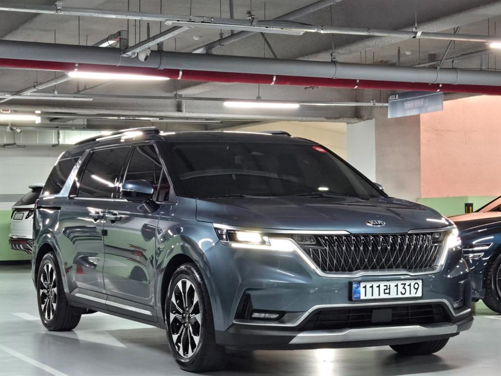 KIA Carnival - Vista 4