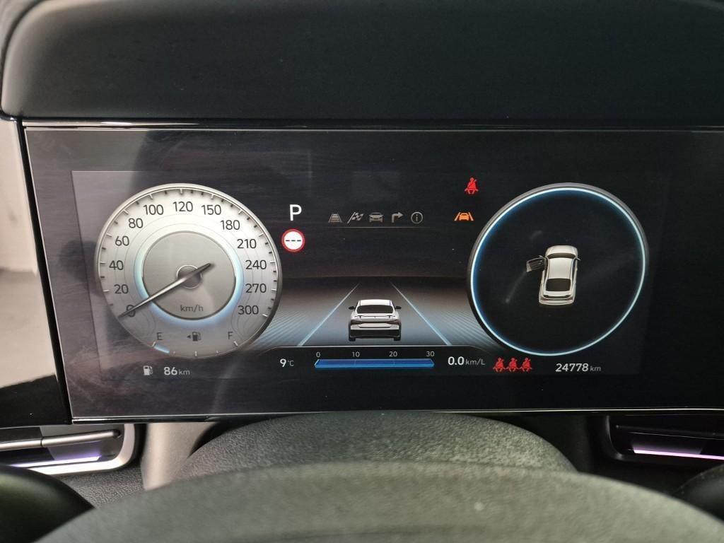 HYUNDAI Avante - Vista 6