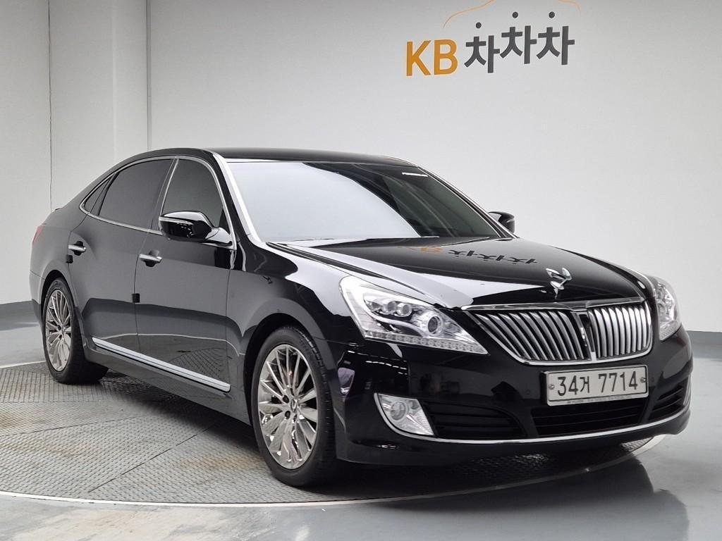 HYUNDAI Equus - Vista 4