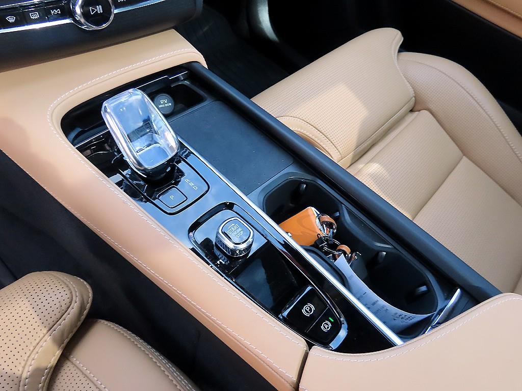 Volvo XC90 - Vista 11