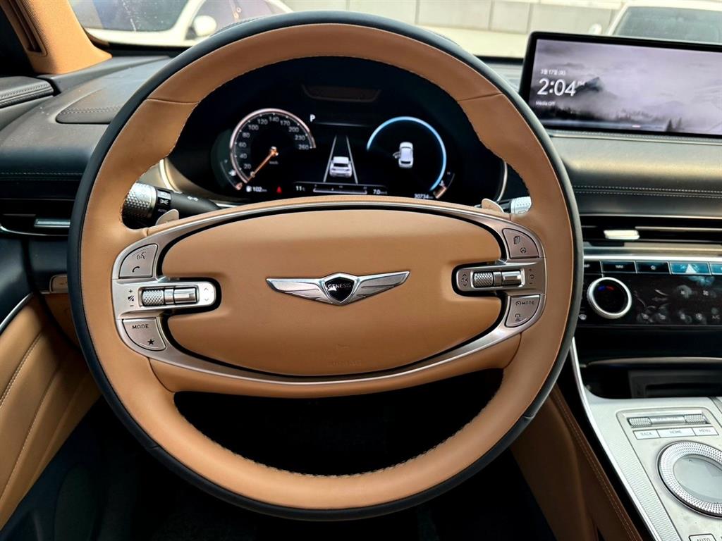 Genesis GV80 - Vista 9