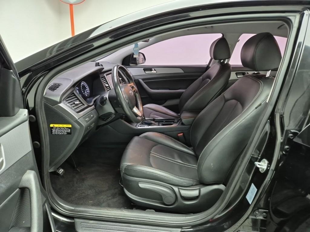 HYUNDAI Sonata - Vista 11