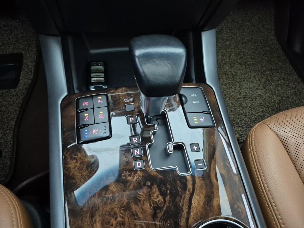 KIA Mohave - Vista 8