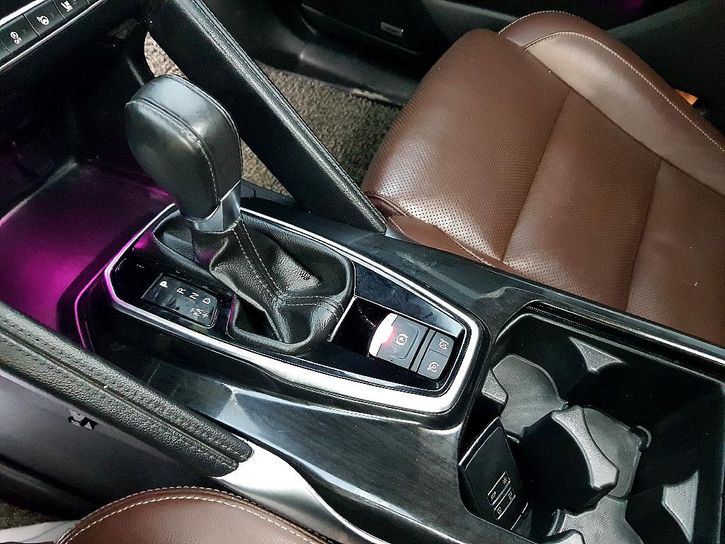 SAMSUNG QM6 - Vista 12