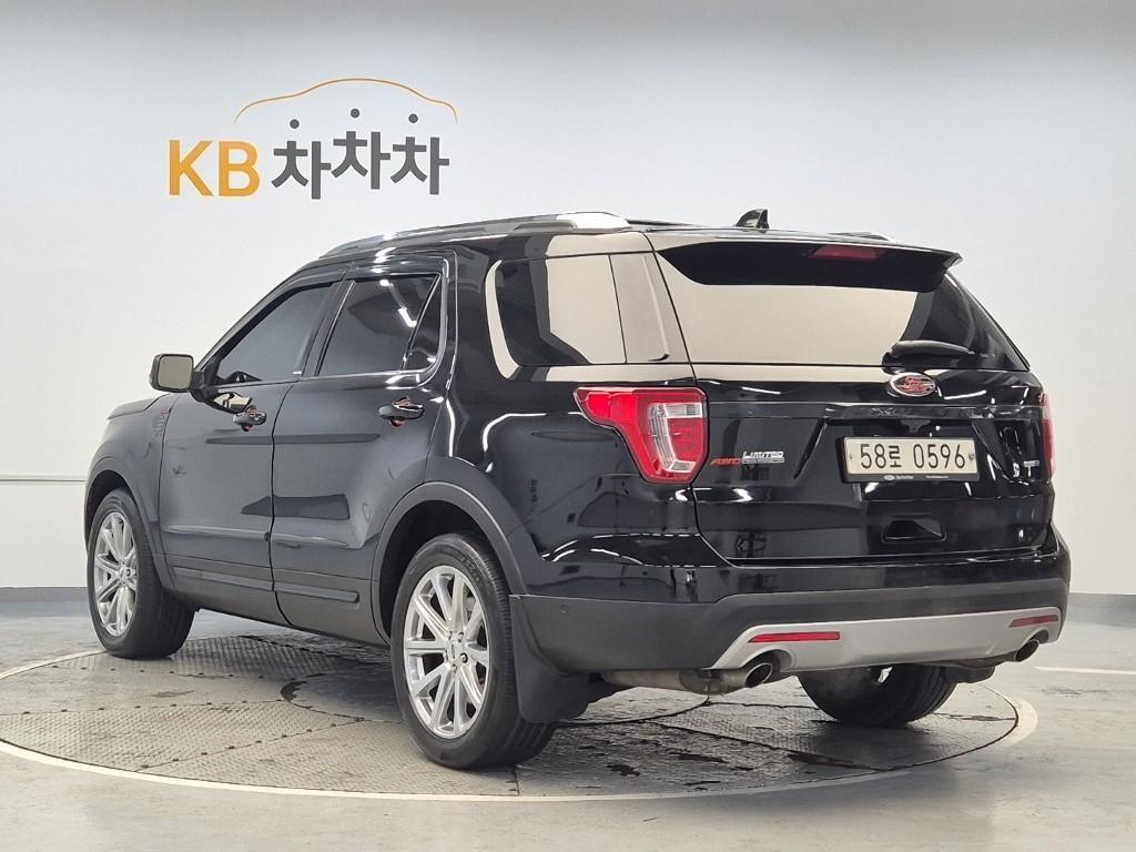 Ford Explorer - Vista 4