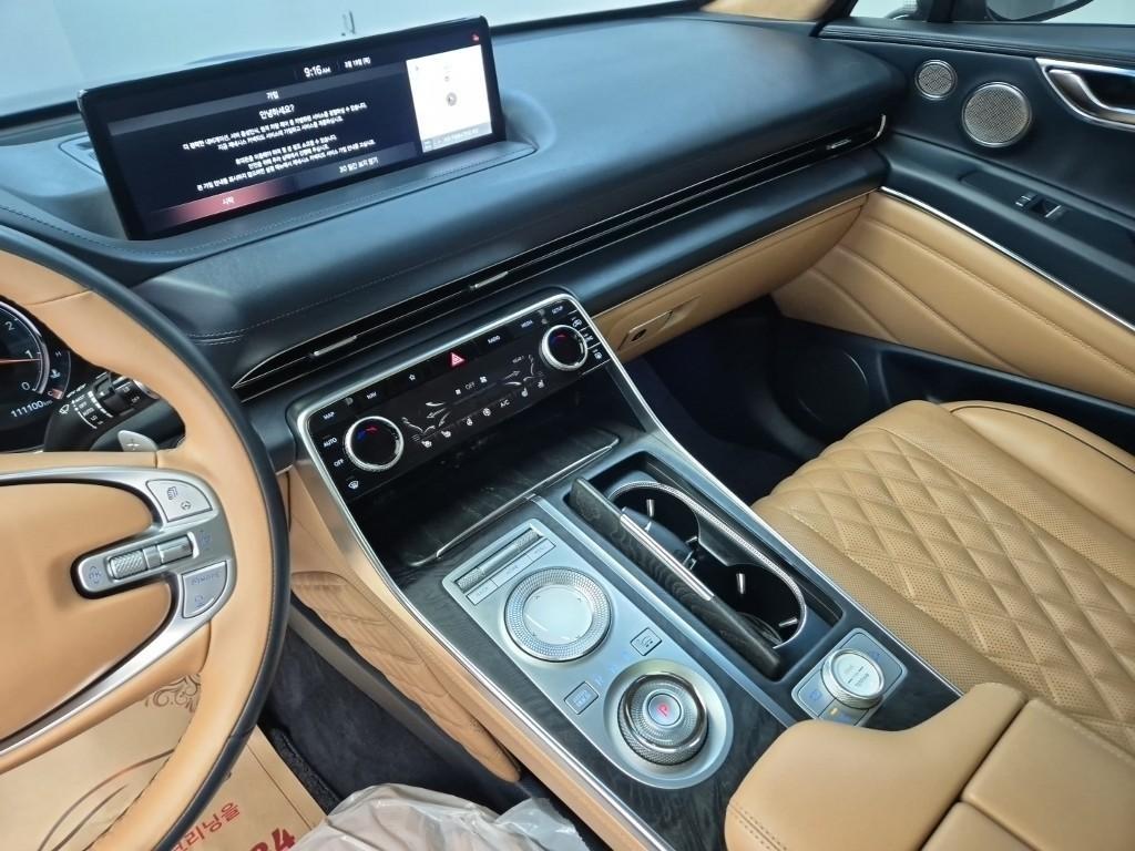 Genesis GV80 - Vista 10