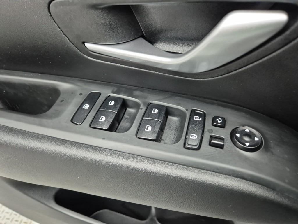 HYUNDAI Tucson 2022 Blanco - Importación desde Corea - HF Imports Iquique - Foto 19