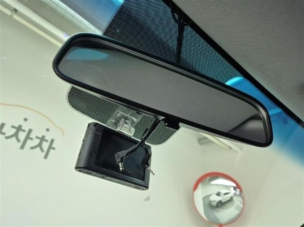 HYUNDAI Tucson 2017 Blanco - Importación desde Corea - HF Imports Iquique - Foto 16