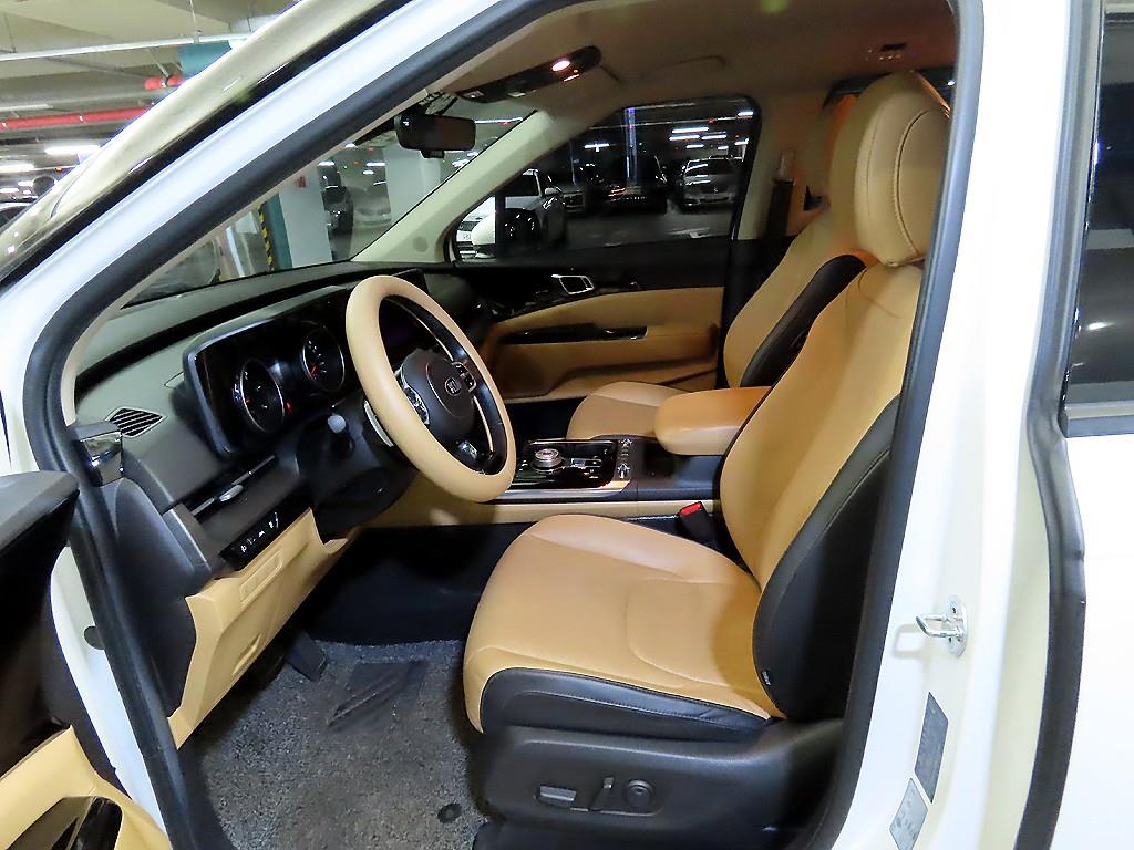 KIA Carnival - Vista 6