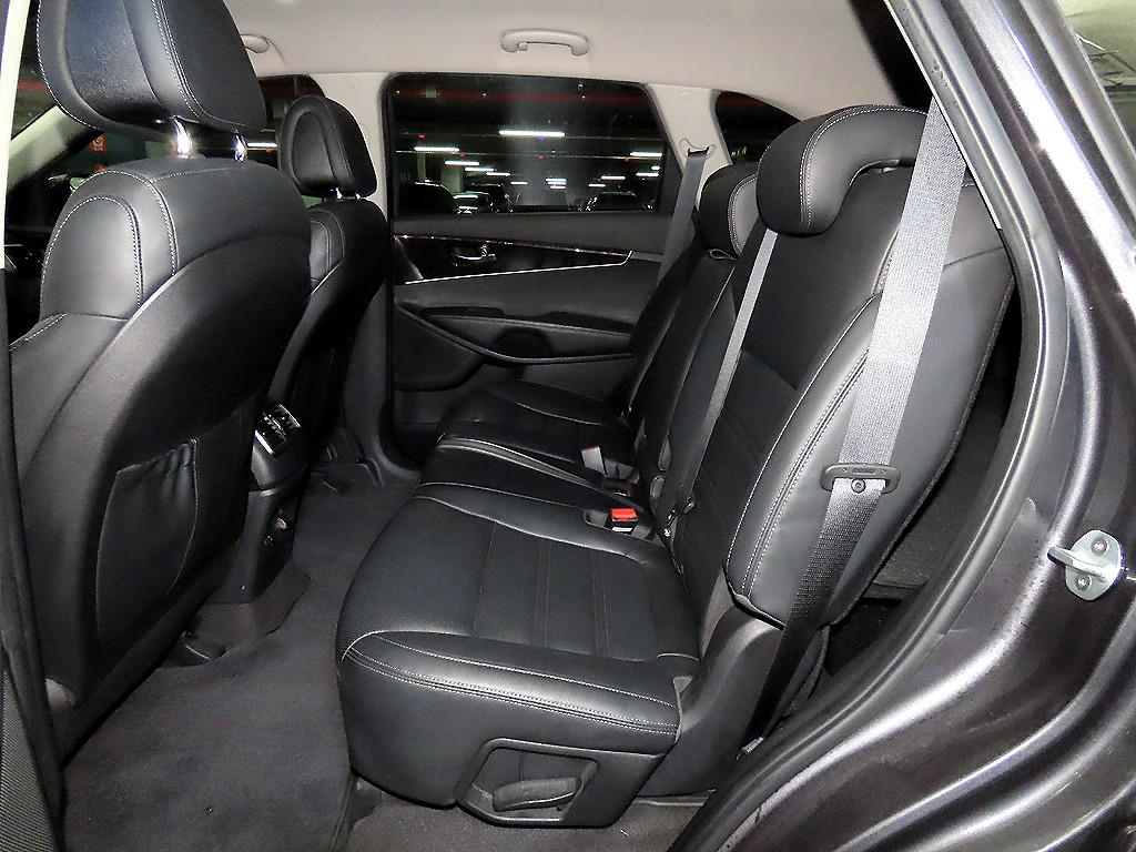 KIA Sorento - Vista 7
