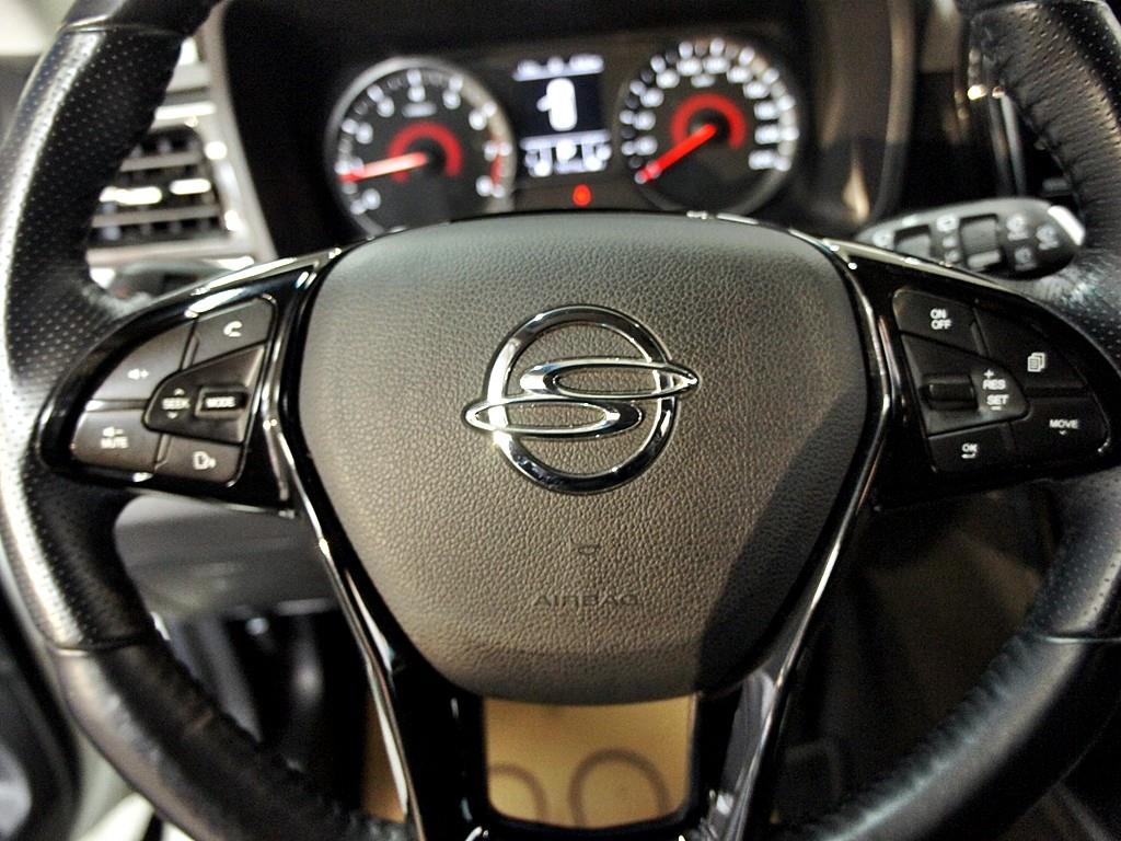 Ssangyong Tivoli 2022 Blanco - Importación desde Corea - HF Imports Iquique - Foto 8