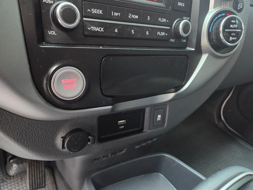 Small Truck Normal Box(High Deck) 2020 Blanco - Importación desde Corea - HF Imports Iquique - Foto 18
