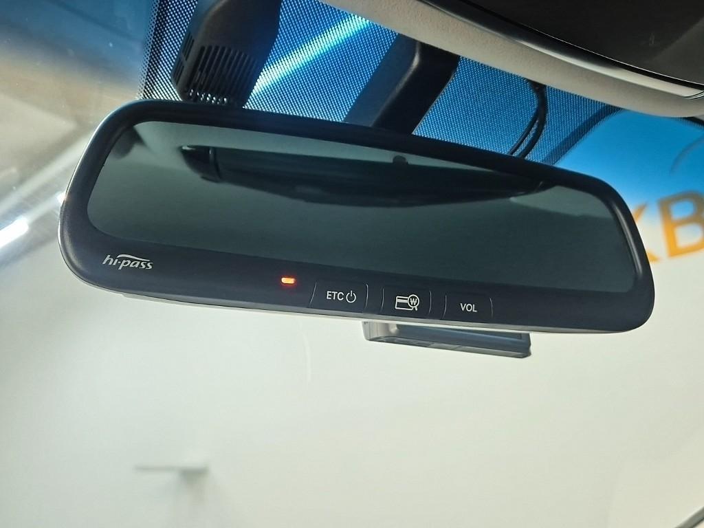 HYUNDAI Grandeur 2015 Negro - Importación desde Corea - HF Imports Iquique - Foto 16