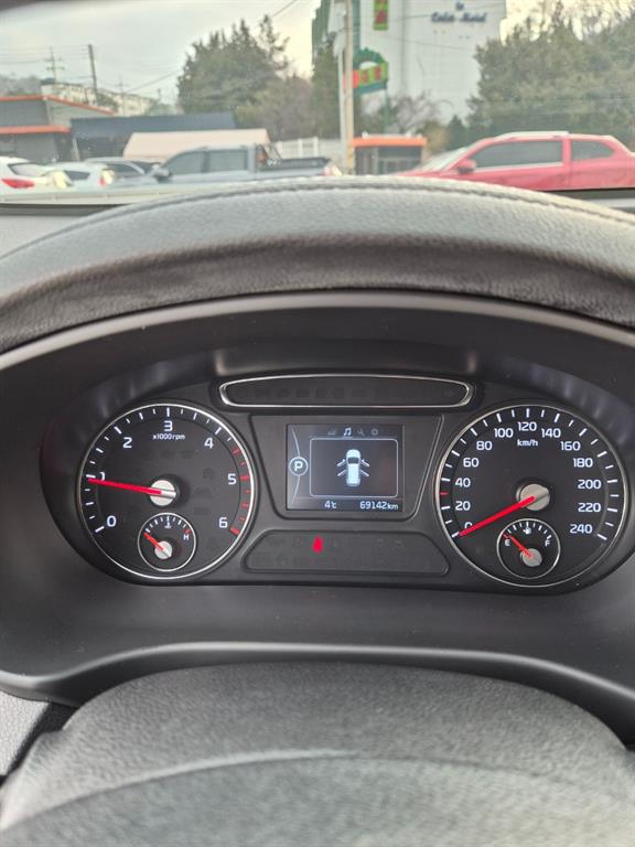 KIA Sorento - Vista 9