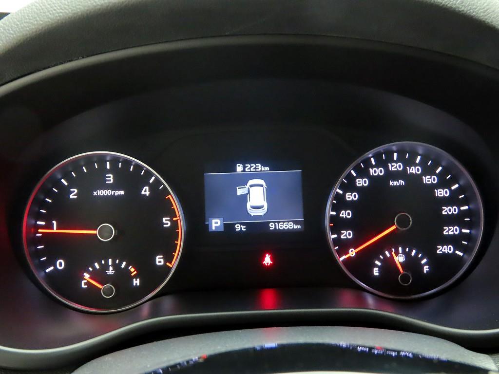 KIA Sportage - Vista 5