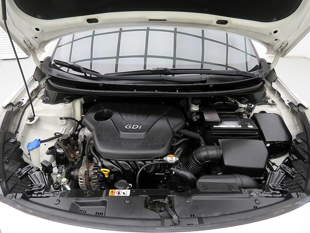 HYUNDAI i30 2014 Blanco - Importación desde Corea - HF Imports Iquique - Foto 18