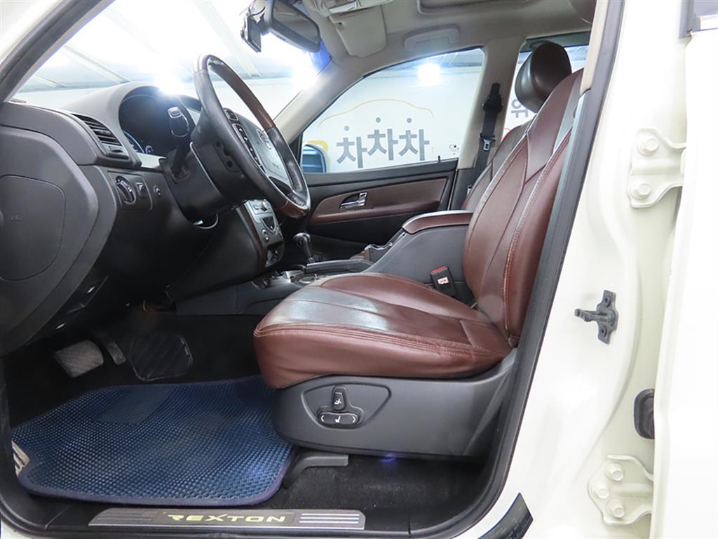 Ssangyong Rexton - Vista 5