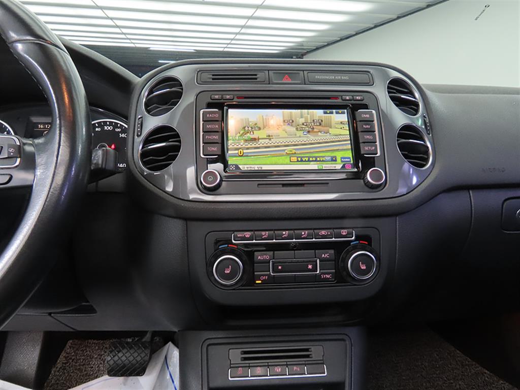 Volkswagen Tiguan - Vista 10