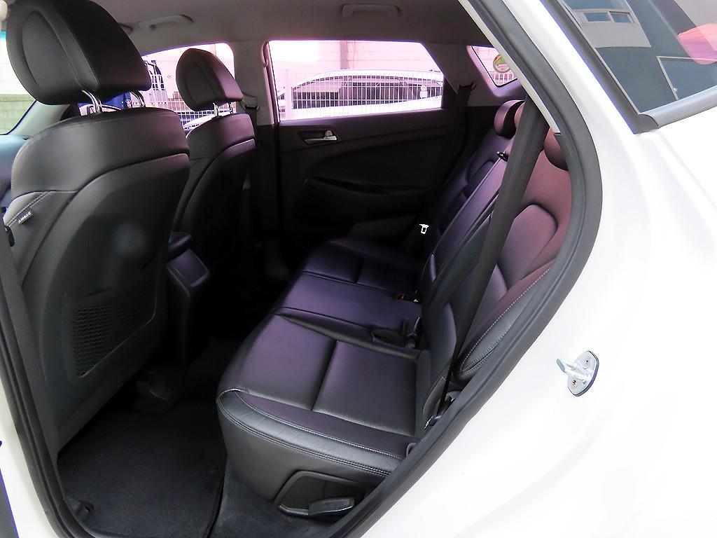 HYUNDAI Tucson - Vista 6