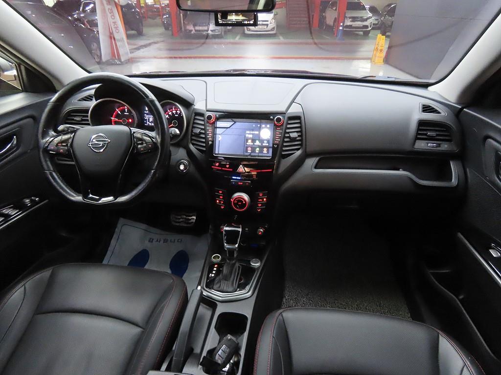 Ssangyong Tivoli - Vista 5