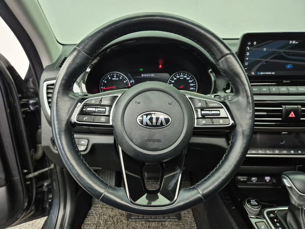 KIA Seltos - Vista 9