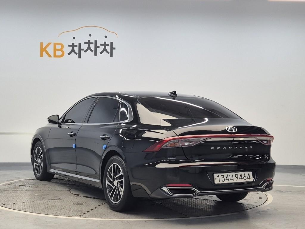 HYUNDAI Grandeur 2020 Negro - Importación desde Corea - HF Imports Iquique - Foto 18