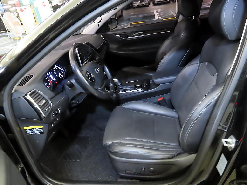 HYUNDAI Grandeur - Vista 6