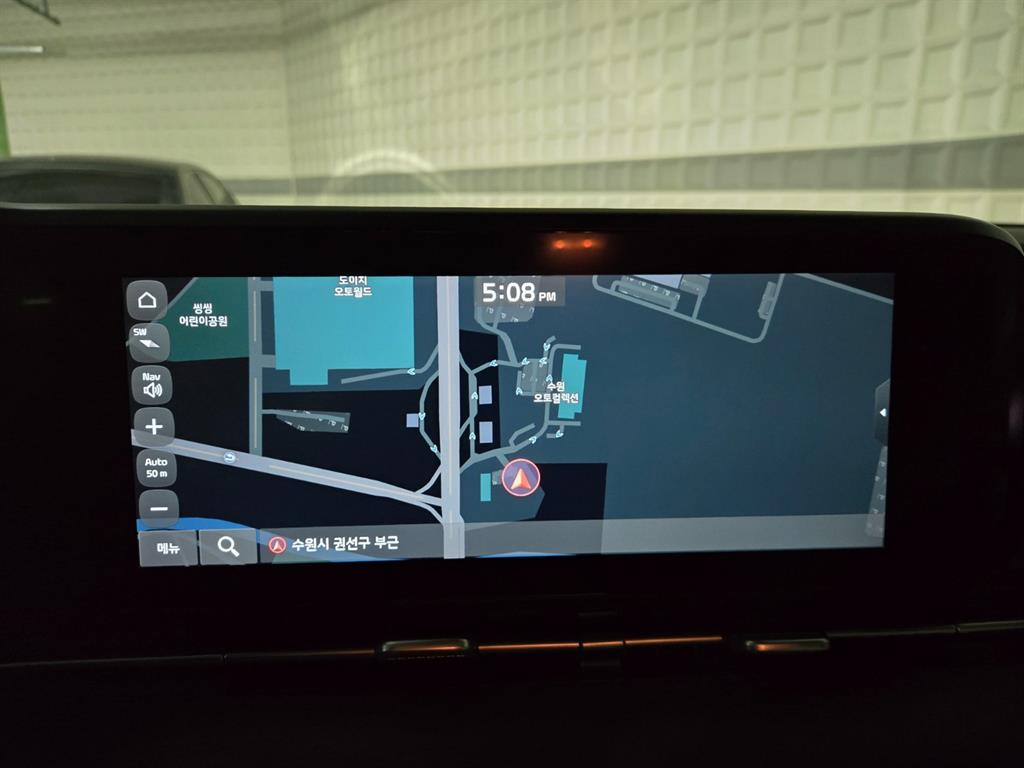 KIA Carnival - Vista 12