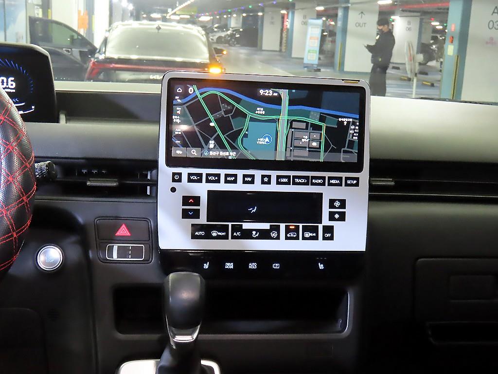 HYUNDAI Staria - Vista 11