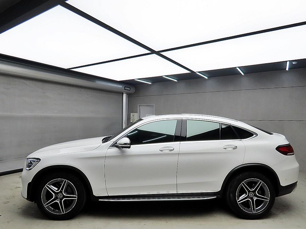 Mercedes Benz GLC Class - Vista 4