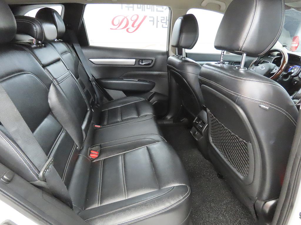 SAMSUNG QM6 - Vista 8