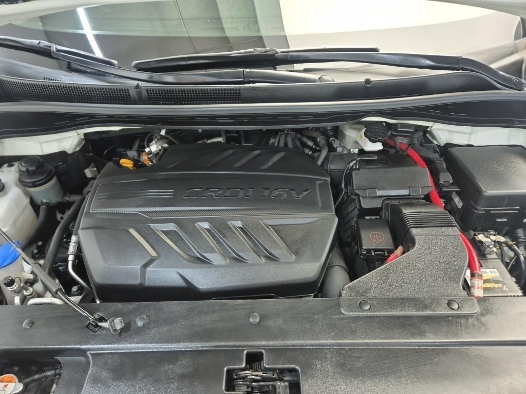 KIA Carnival - Vista 5