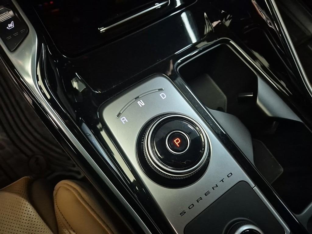 KIA Sorento - Vista 8